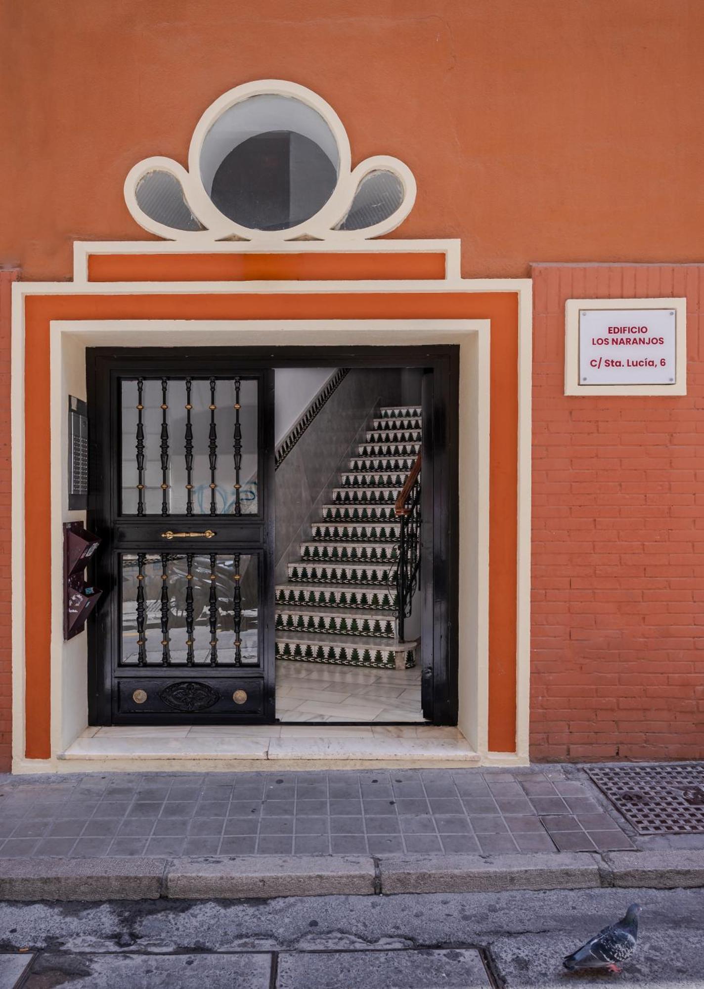 Mrs Apartamento En Gran Via De Colon Parking Granada Exterior photo