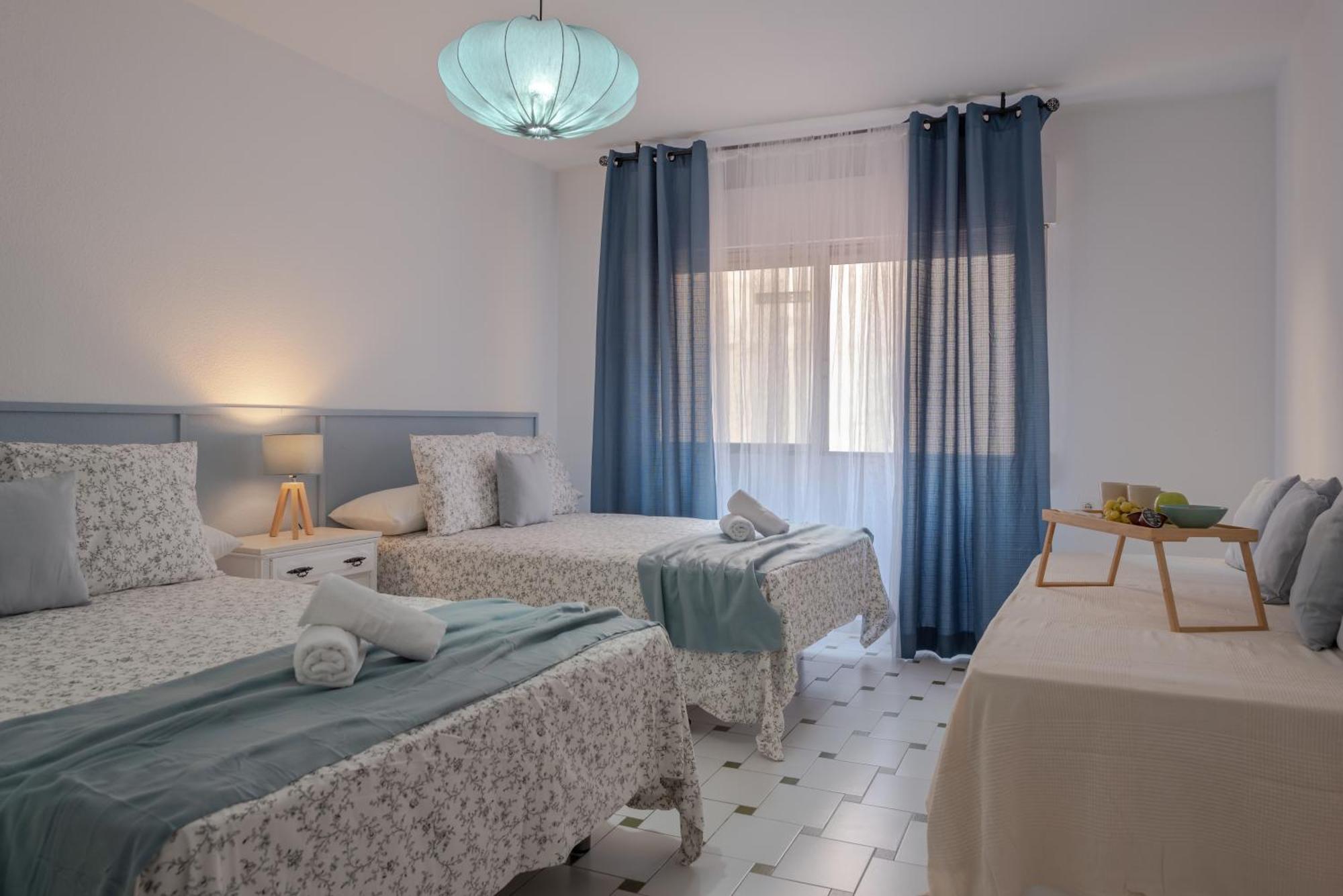 Mrs Apartamento En Gran Via De Colon Parking Granada Exterior photo